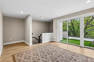3906 Edwards Rd, Cincinnati, OH 45209 - Photo 38