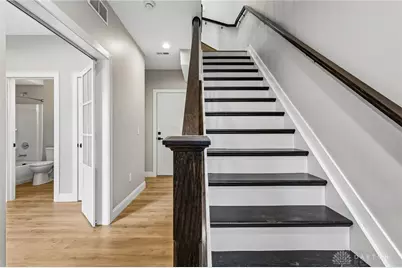 3906 Edwards Road #C, Cincinnati, OH 45209 - Photo 6