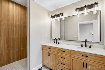 3906 Edwards Road #C, Cincinnati, OH 45209 - Photo 4