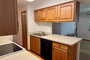 918 Hile Ln, Englewood, OH 45322 - Photo 8