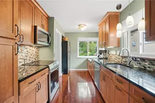 2799 Losantiridge Ave, Cincinnati, OH 45213 - Photo 8