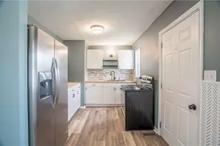 934 Carole St, Miamisburg, OH 45342 - Photo 8