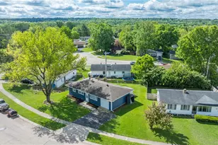 934 Carole St, Miamisburg, OH 45342 - Photo 4