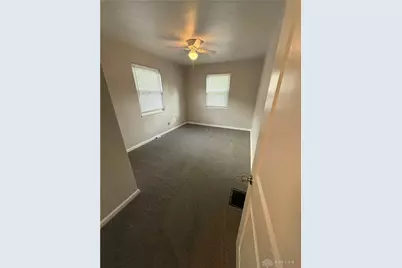 420 E Siebenthaler Avenue, Dayton, OH 45405 - Photo 8