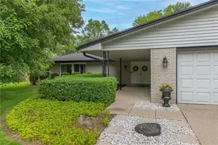 1180 Heathshire Dr, Centerville, OH 45459 - Photo 2