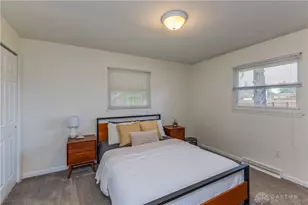307 N Walnut St, Englewood, OH 45322 - Photo 14