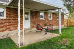 307 N Walnut St, Englewood, OH 45322 - Photo 24