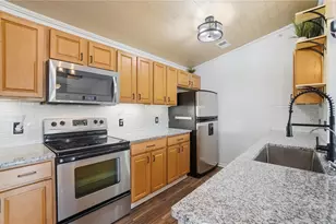 2305 Pinnacle Ct, Fairborn, OH 45324 - Photo 12