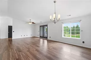 2305 Pinnacle Ct, Fairborn, OH 45324 - Photo 8