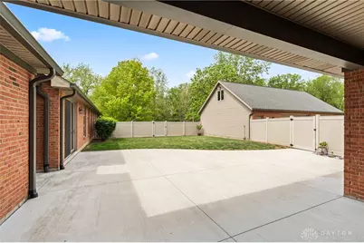 1537 Meadowlands Drive, Fairborn, OH 45324 - Photo 76