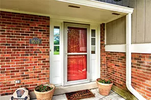 9019 Woodstream Ln, Centerville, OH 45458 - Photo 8