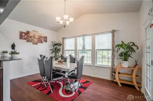 512 Reading Rd, Dayton, OH 45404 - Photo 12