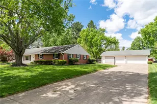 443 Saddlewood Ave, Washington Twp, OH 45459 - Photo 2
