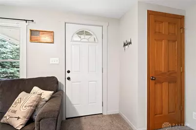 181 E Main Street, Enon Vlg, OH 45323 - Photo 8