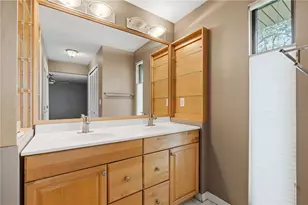 9178 Woodstream Ln, Washington Twp, OH 45458 - Photo 28