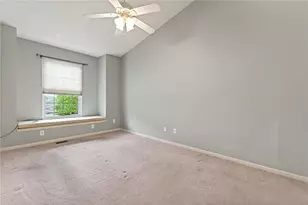 2544 Greenside Dr, Beavercreek, OH 45431 - Photo 14