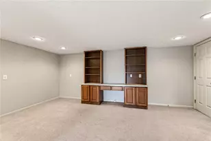 2544 Greenside Dr, Beavercreek, OH 45431 - Photo 32