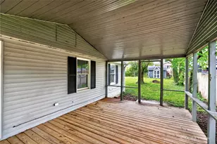 1321 Amherst Pl, Dayton, OH 45406 - Photo 2
