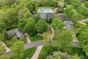 7715 Park Creek Dr, Centerville, OH 45459 - Photo 6