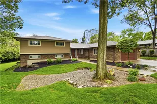 7715 Park Creek Dr, Centerville, OH 45459 - Photo 10