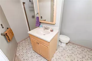 1015 Croyden Dr, Dayton, OH 45420 - Photo 26