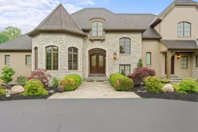 9020 Whisperinghill Drive, Cincinnati, OH 45242 - Photo 2