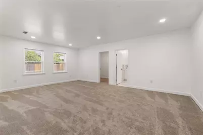 629 Little Meadow Drive, Riverside, OH 45404 - Photo 28
