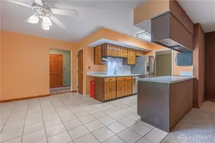 5440 Royalwood Dr, Centerville, OH 45429 - Photo 6