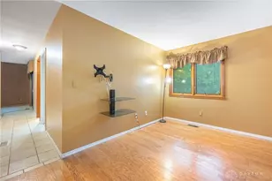 5440 Royalwood Dr, Centerville, OH 45429 - Photo 32