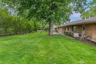 5440 Royalwood Dr, Centerville, OH 45429 - Photo 40