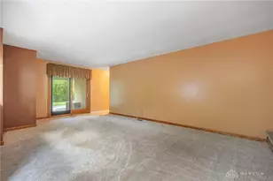 5440 Royalwood Dr, Centerville, OH 45429 - Photo 14