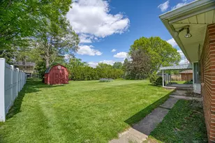 324 Beckenham Rd, Englewood, OH 45322 - Photo 24