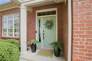 653 Willow Point Ct, Troy, OH 45373 - Photo 2