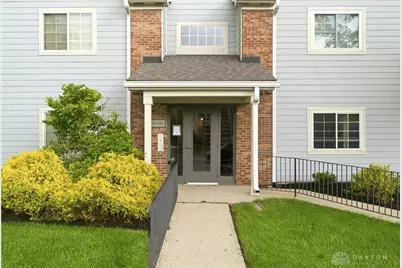 6680 Wareham Court #3, Centerville, OH 45459 - Photo 2
