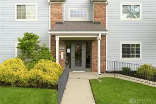 6680 Wareham Ct, Centerville, OH 45459 - Photo 2