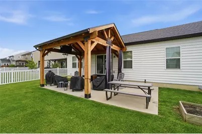 1200 Scarlet Oak Drive, Tipp City, OH 45371 - Photo 68