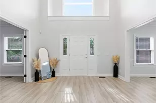 1442 Timshel St, Sugarcreek Twp, OH 45440 - Photo 8