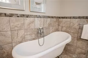 407 Thelma Ave, Clayton, OH 45415 - Photo 30