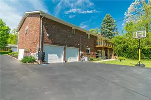 407 Thelma Ave, Clayton, OH 45415 - Photo 2