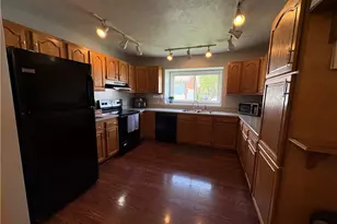 2896 Red Oak Cir, Troy, OH 45373 - Photo 6