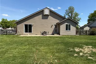 2896 Red Oak Cir, Troy, OH 45373 - Photo 14