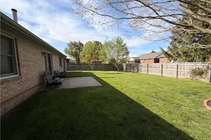363 Winterset Dr, Englewood, OH 45322 - Photo 10