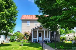 209 Hiddeson Ave, Greenville, OH 45331 - Photo 2