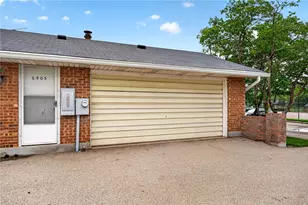6405 Little John Cir, Centerville, OH 45459 - Photo 2