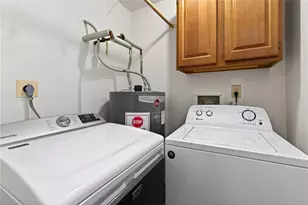 6405 Little John Cir, Centerville, OH 45459 - Photo 10