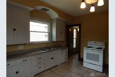 92 E Franklin Street, Dayton, OH 45459 - Photo 6