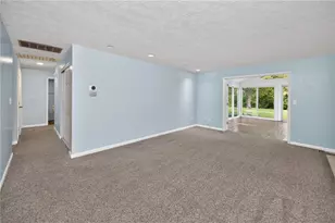2749 Hemphill Rd, Kettering, OH 45440 - Photo 32