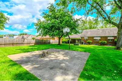 3919 Strathmoor Drive, Kettering, OH 45429 - Photo 36