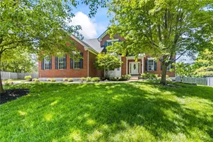 679 Towncrest Dr, Beavercreek, OH 45434 - Photo 4