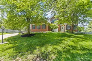 679 Towncrest Dr, Beavercreek, OH 45434 - Photo 1